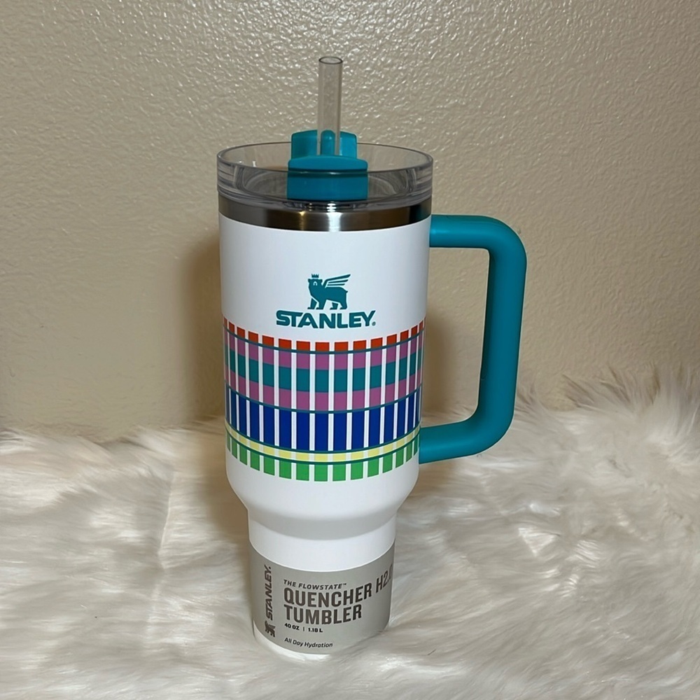 New Stanley Summer Plaid 40 oz Stainless Steel H2.0 FlowState Quencher Tumbler